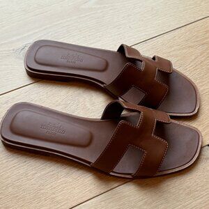Gently Worn Authentic Hermes Oran Flat Sandal in 36 1/2